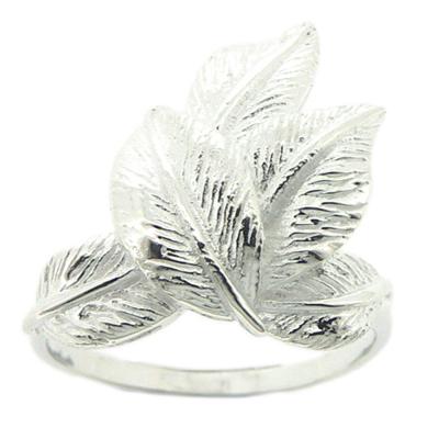 Silver Creation Verdant Leaves Ring