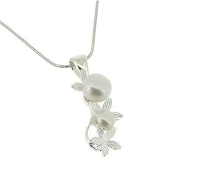 Silver Creation Pearl Flower Pendant 