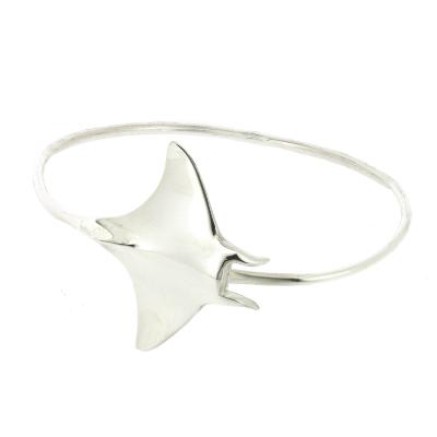 Silver Creation Manta Ray Bangle 