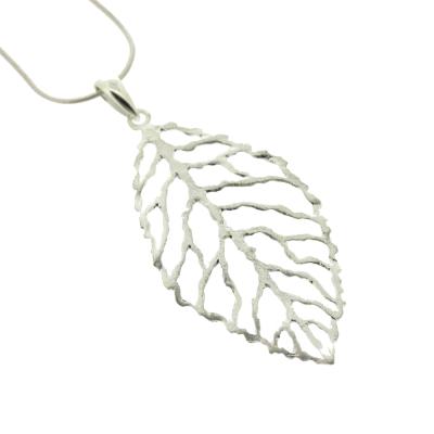 Silver Creation Winter Leaves Textured Pendant